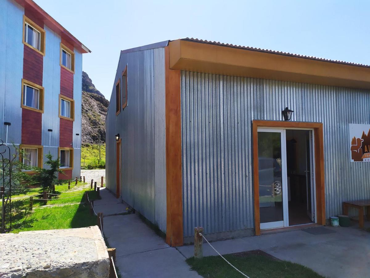 Hostel Alma Travelers El Chalten Exteriér fotografie